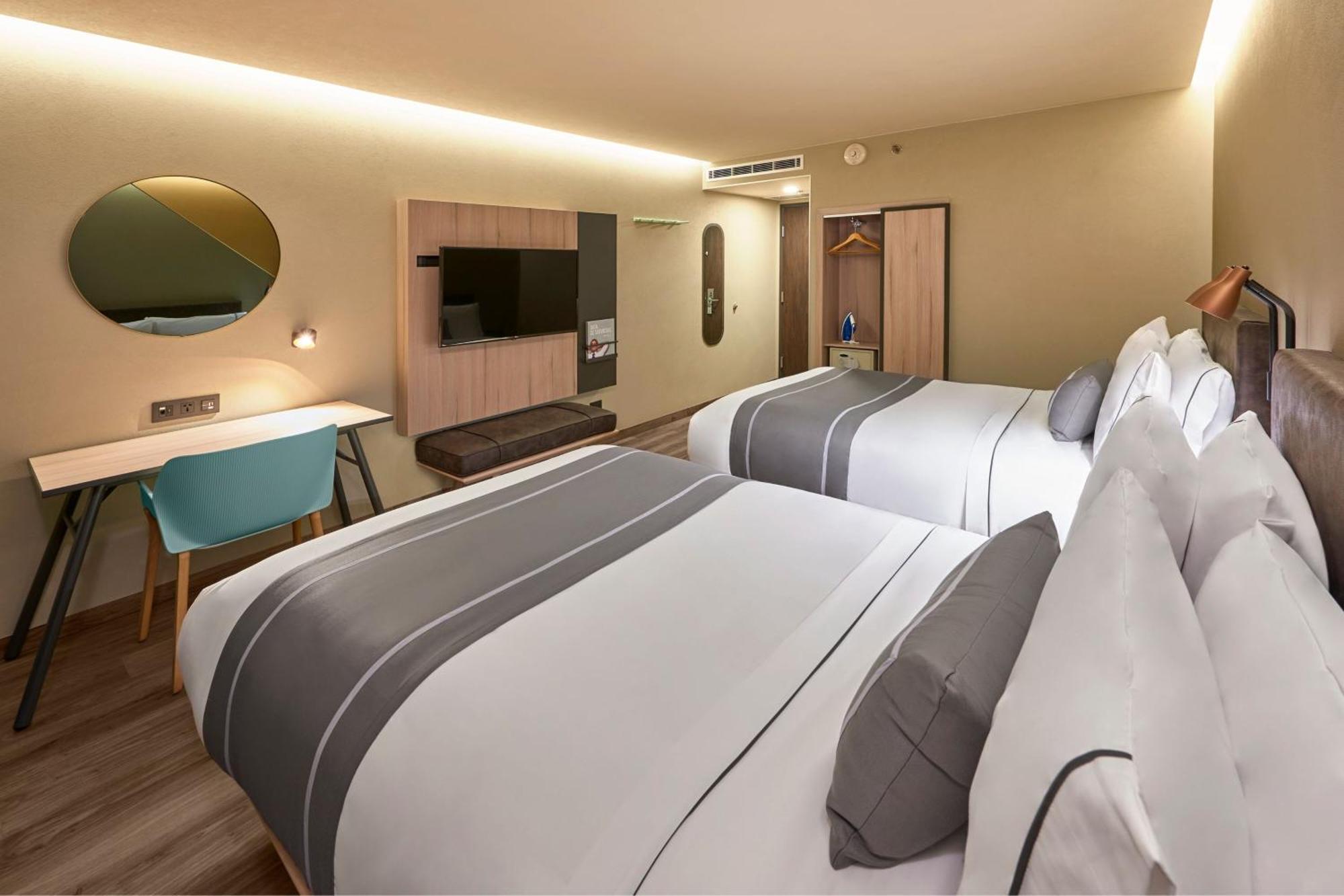 City Express Plus By Marriott Tampico Buitenkant foto