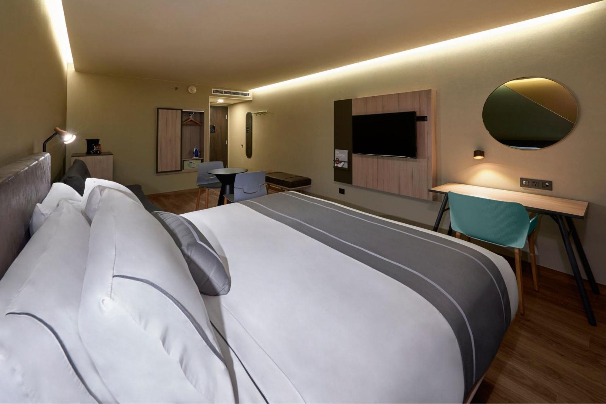 City Express Plus By Marriott Tampico Buitenkant foto
