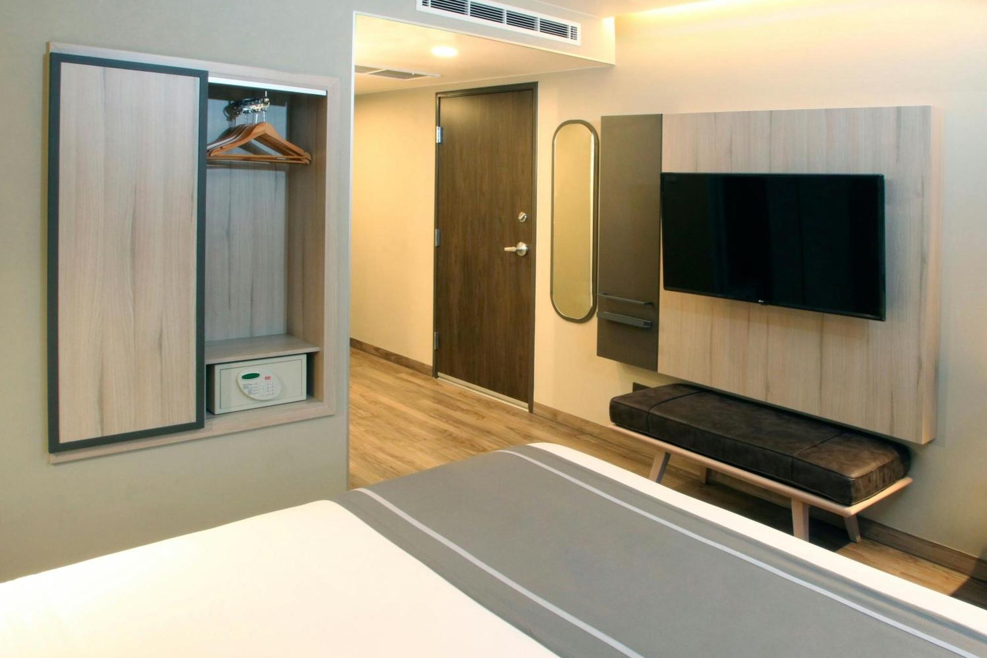City Express Plus By Marriott Tampico Buitenkant foto